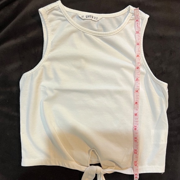 Sleeveless Top with Tied-Knot - Picture 12 of 12